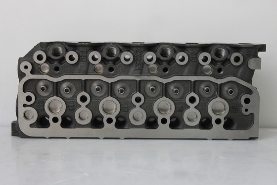 Głowica cylindrów 4DR5 i 4DR7 Auto Części silnika Tylko gołe materiały aluminiowe