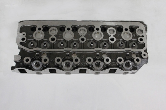 Głowica cylindrów 4DR5 i 4DR7 Auto Części silnika Tylko gołe materiały aluminiowe
